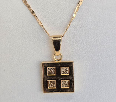Gold Necklaces-Ecilia square