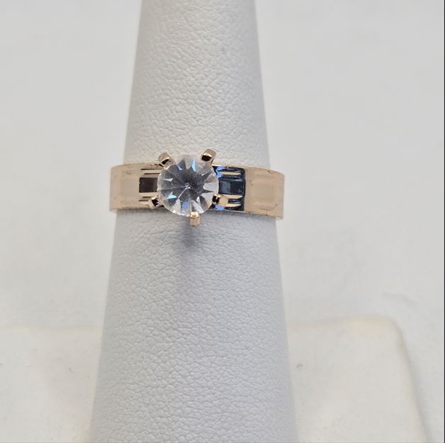 Gold Rings-Silver stone